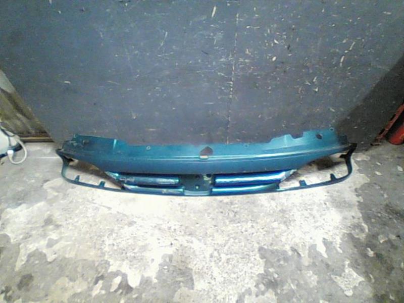 Calandre PEUGEOT 806 Diesel - 1