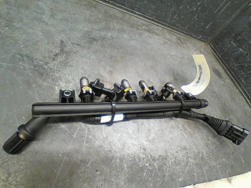 Rampe injection FIAT PUNTO Essence - 1