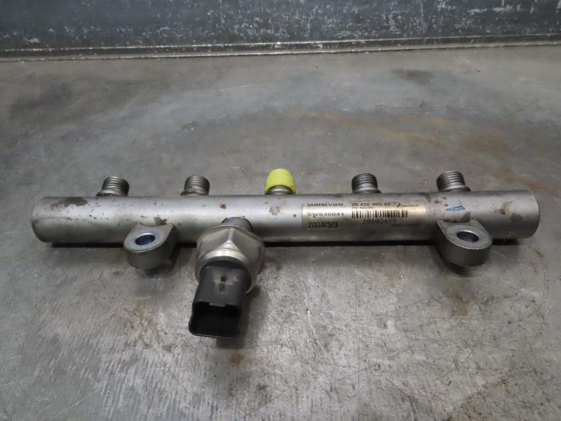 Rampe injection PEUGEOT 407 Diesel - 1
