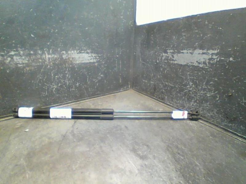 Verin de coffre RENAULT MEGANE Diesel - 1