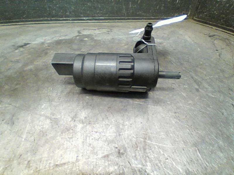 Pompe lave glace avant VOLKSWAGEN GOLF Diesel - 1