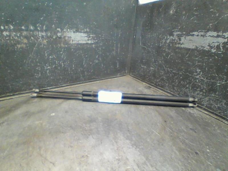 Verin de coffre NISSAN NOTE Diesel - 1