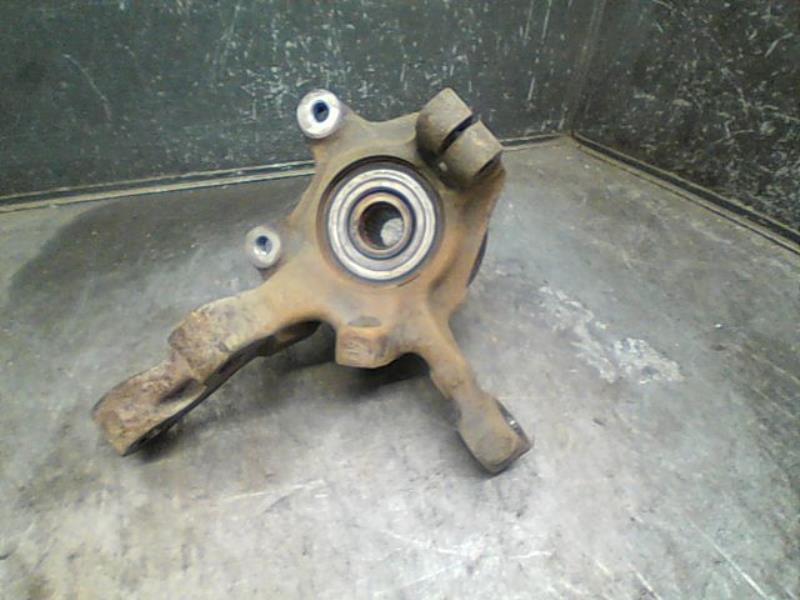 Moyeu avant gauche RENAULT MEGANE Essence - 1