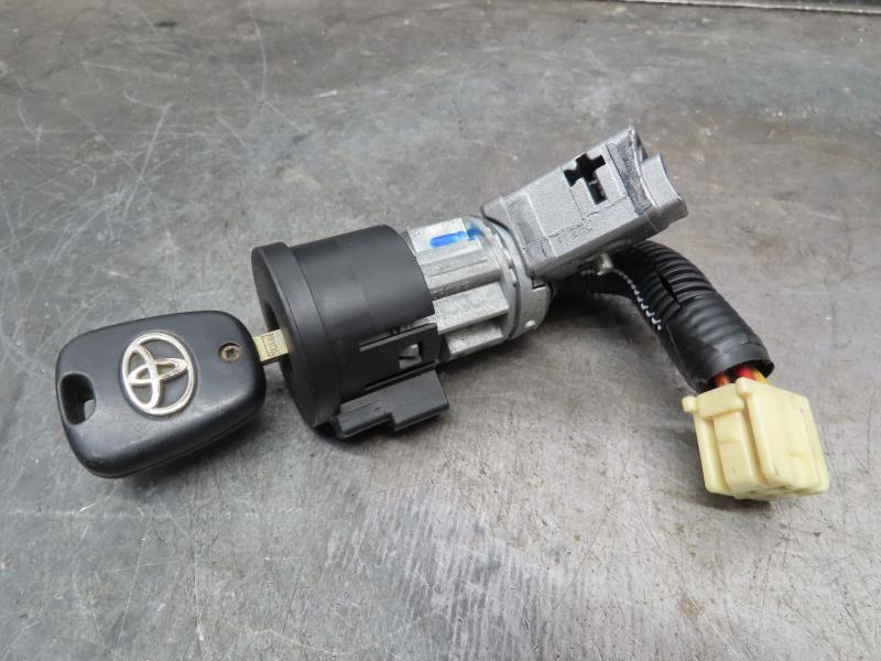 Antivol de direction TOYOTA AYGO Essence - 1