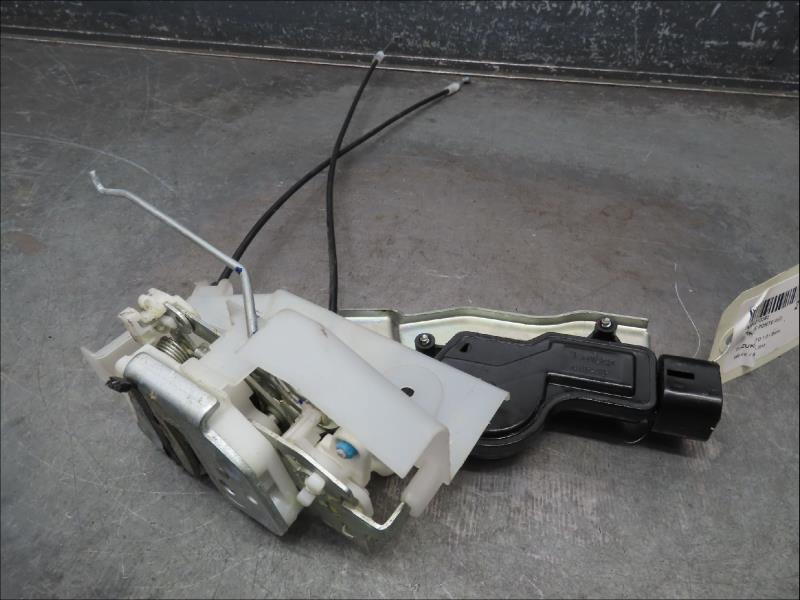 Serrure avant droit SUZUKI ALTO Essence - 1