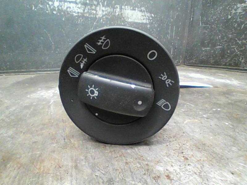 Commande de phare AUDI A4 Diesel - 1