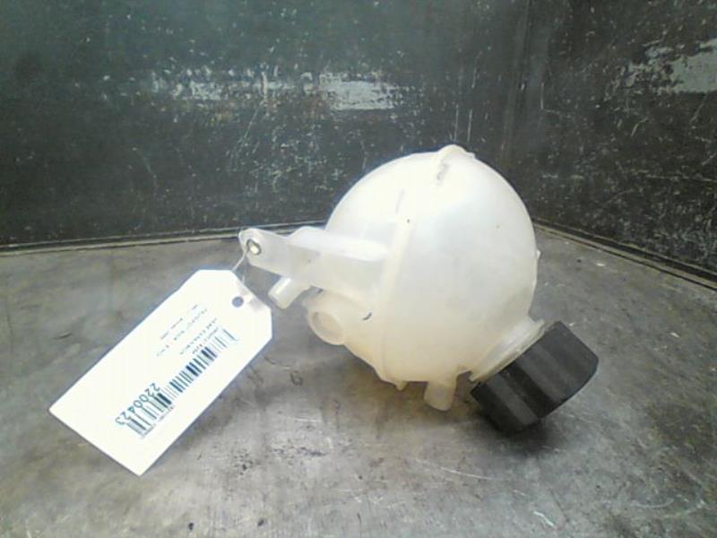 Vase d'expansion PEUGEOT 5008 Diesel - 1