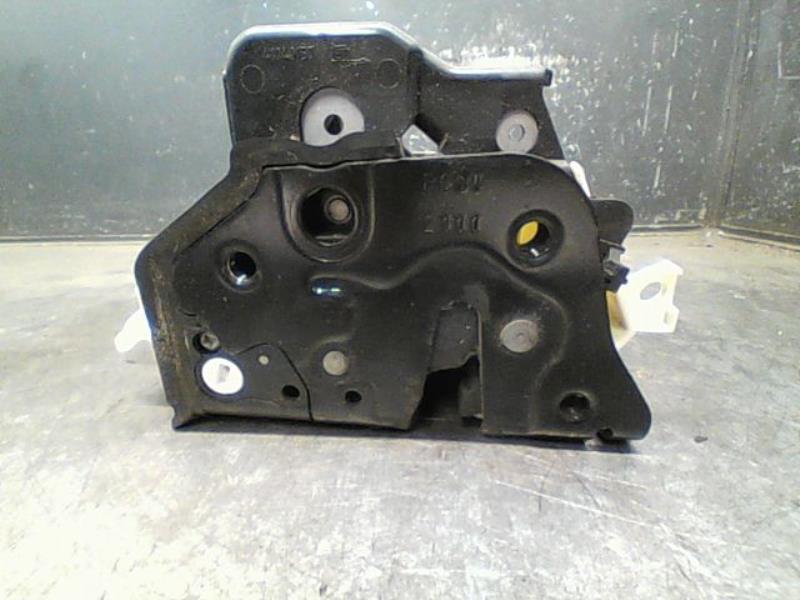 Serrure avant droit AUDI A3 Diesel - 1