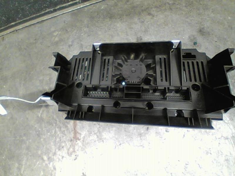 Commande chauffage AUDI A3 Diesel - 1