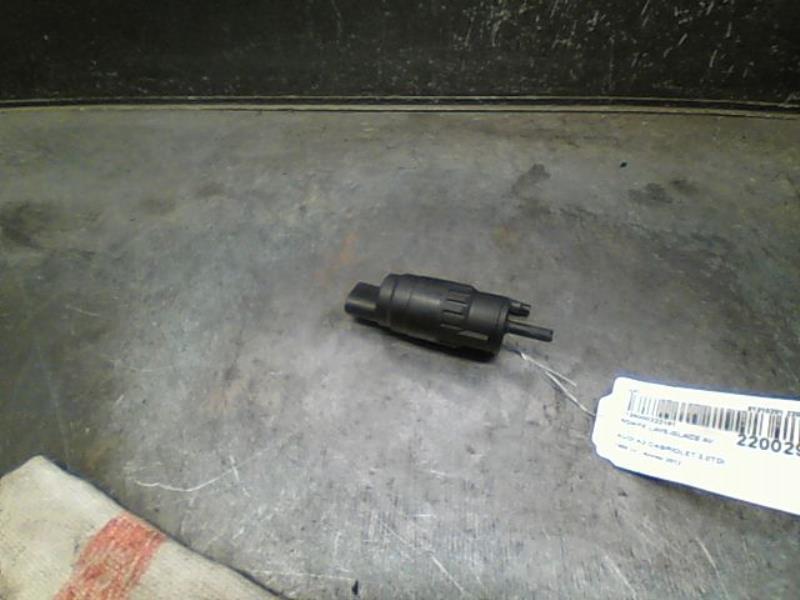 Pompe lave glace avant AUDI A3 Diesel - 1