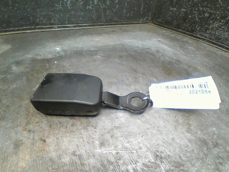 Attache ceinture avant droit DACIA LOGAN Diesel - 1