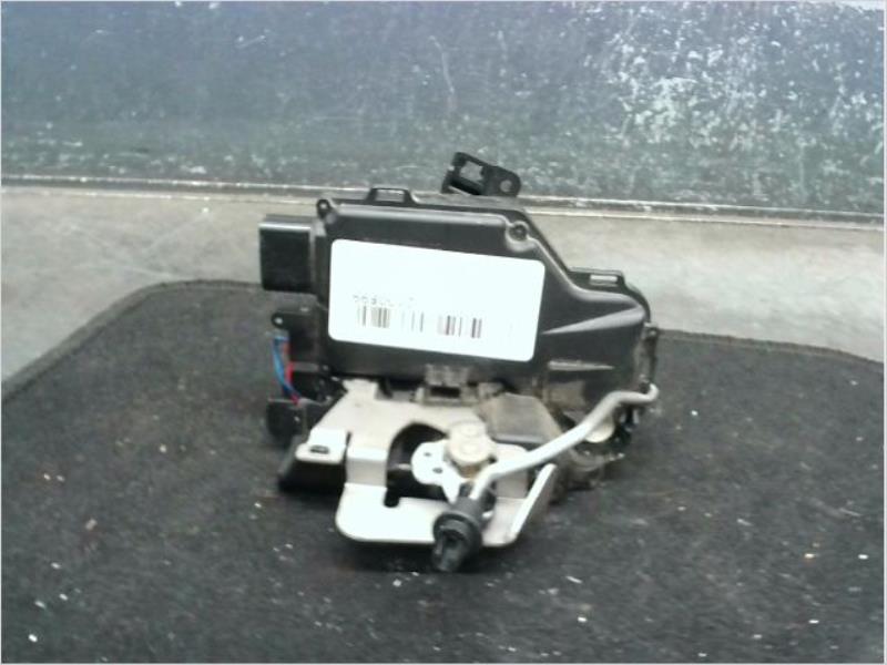 Serrure avant gauche AUDI A6 Diesel - 1