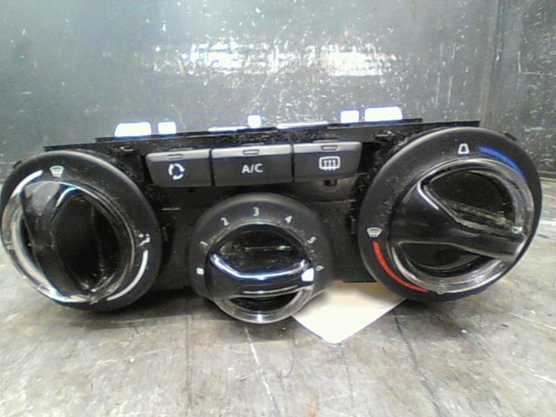 Commande chauffage PEUGEOT 208 Diesel - 1