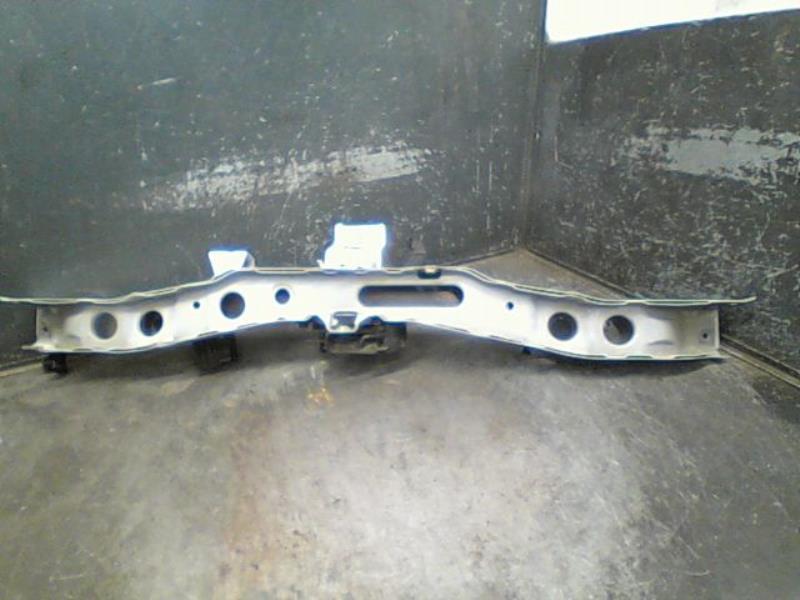 Traverse superieure TOYOTA VERSO Diesel - 1