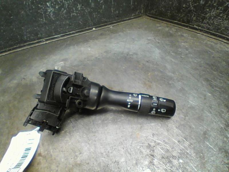 Commodo d'essuie glaces TOYOTA VERSO Diesel - 1