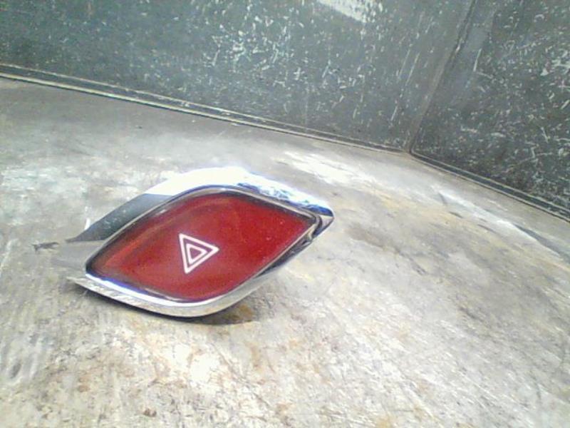 Bouton de warning DS DS3 Diesel - 1