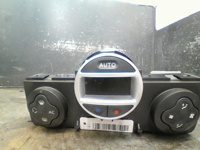 Commande chauffage RENAULT CLIO Diesel - 1