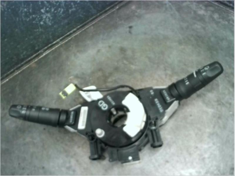 Commodo phare NISSAN MICRA Essence - 1