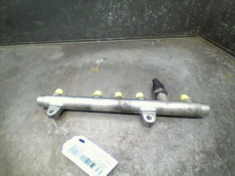 Rampe injection RENAULT SCENIC Diesel - 1