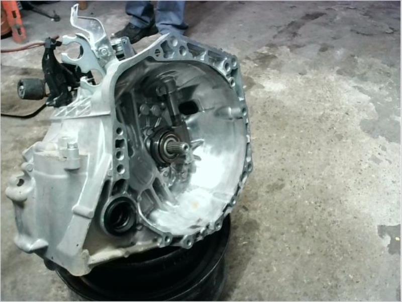 Boite de vitesses TOYOTA YARIS Essence - 1