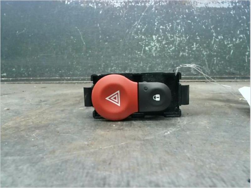 Bouton de warning RENAULT KANGOO Diesel - 1