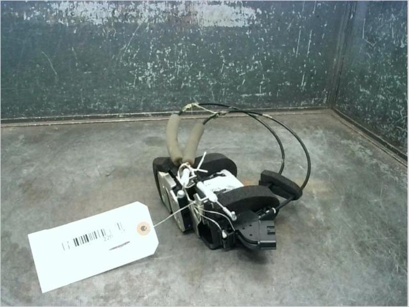 Serrure avant droit NISSAN JUKE  - 1