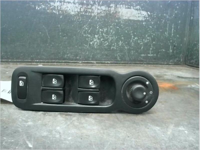 Interrupteur de leve vitre avant gauche RENAULT MODUS Diesel - 1