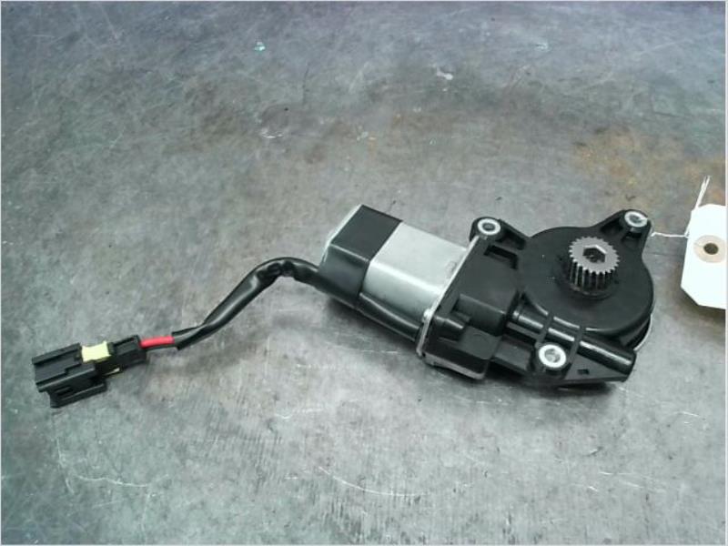 Moteur toit ouvrant PEUGEOT 207 Diesel - 1