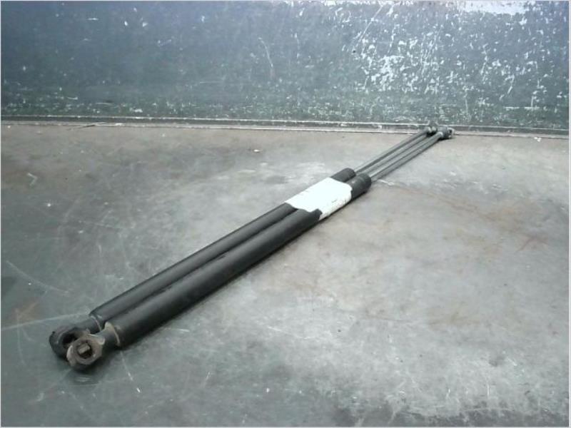Verin de coffre PEUGEOT 807 Diesel - 1