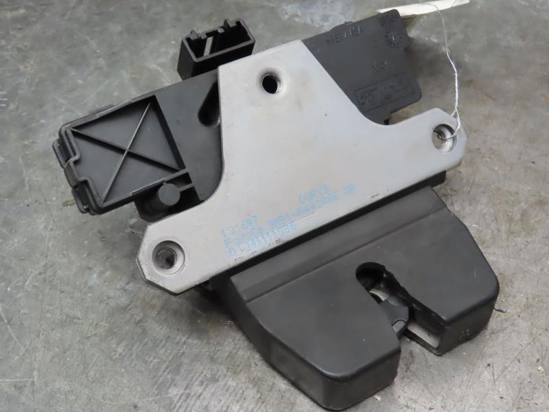 Serrure de hayon FORD FOCUS Diesel - 1