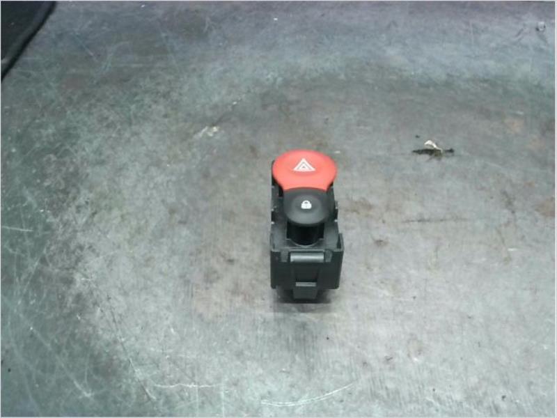 Bouton de warning RENAULT KANGOO Diesel - 1