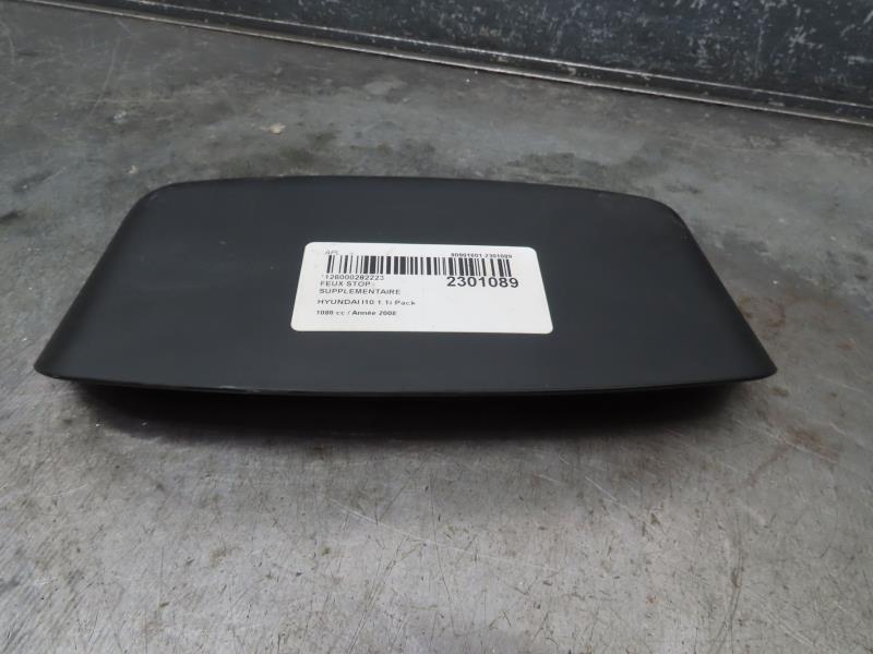 Feu arriere stop central HYUNDAI i10 Essence - 1