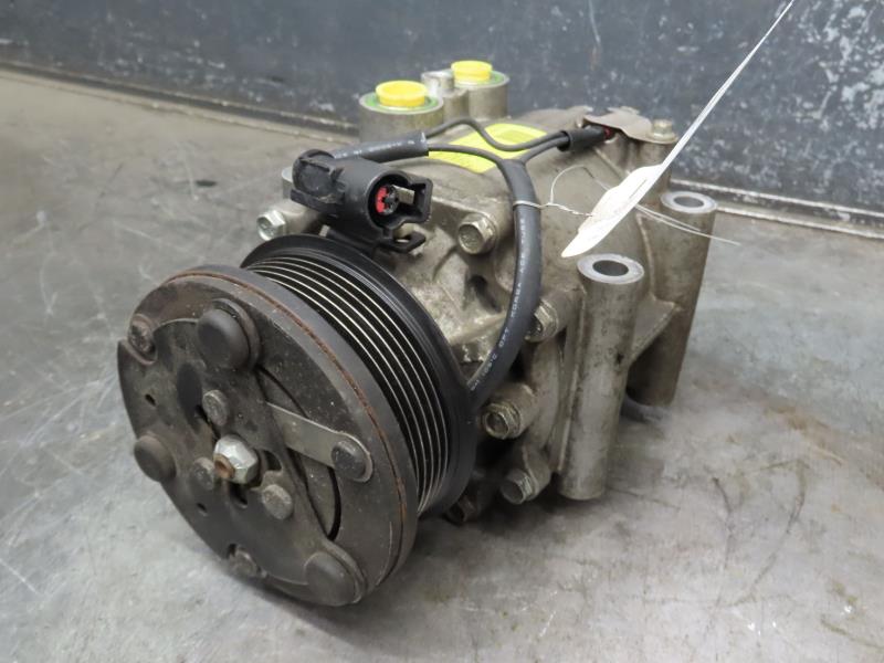 Compresseur clim FORD FIESTA Essence - 1
