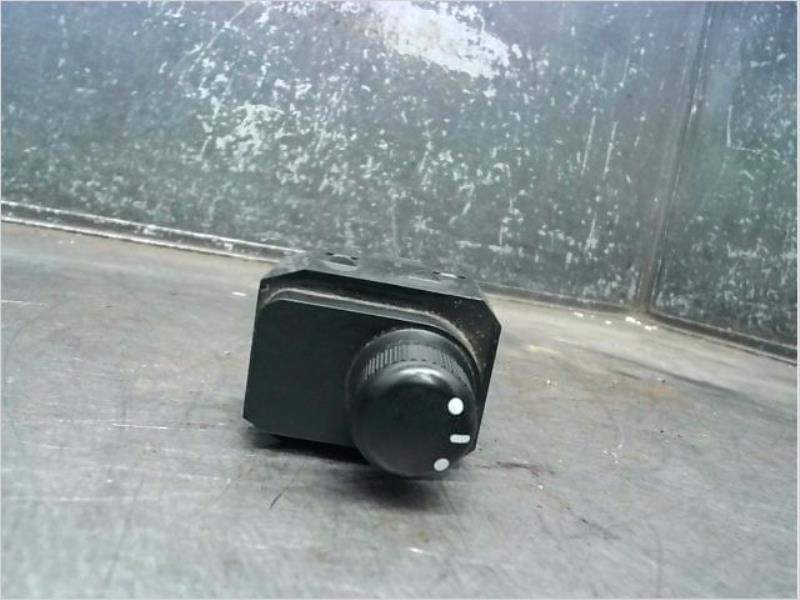 Commande retroviseurs SUZUKI SWIFT Essence - 1
