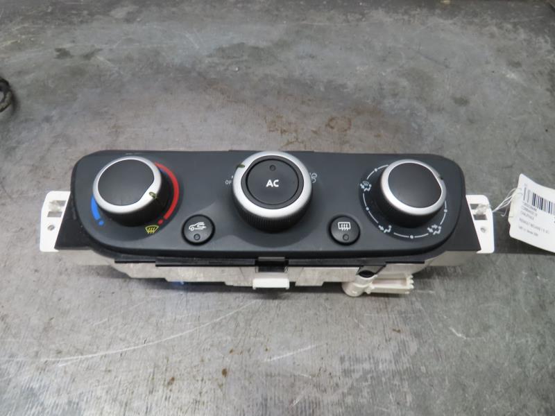 Commande chauffage RENAULT MEGANE Diesel - 1