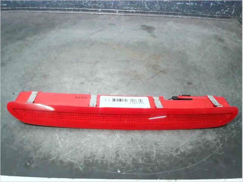 Feu arriere stop central VOLKSWAGEN GOLF Diesel - 1