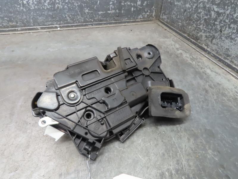 Serrure avant gauche VOLKSWAGEN POLO Diesel - 1