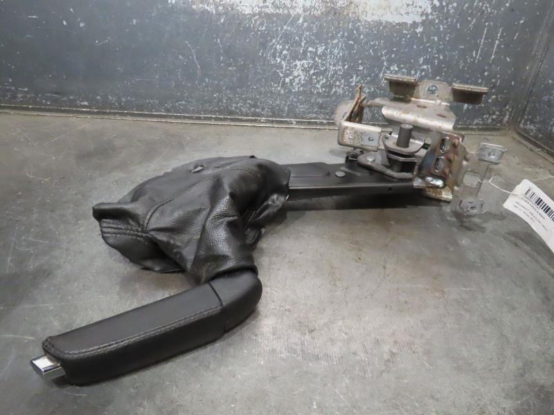 Levier frein à main PEUGEOT 308 Diesel - 1