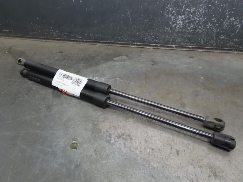 Verin de coffre VOLKSWAGEN GOLF Diesel - 1