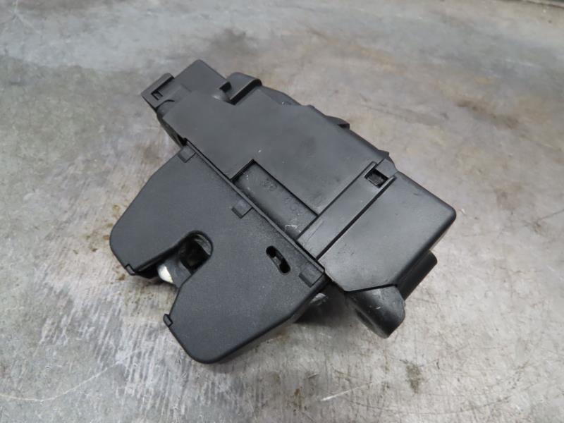 Serrure de hayon CITROEN C4 CACTUS Diesel - 1