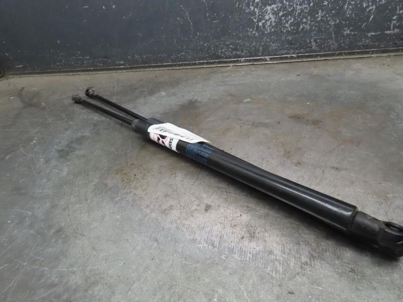 Verin de coffre CITROEN C4 CACTUS Diesel - 1