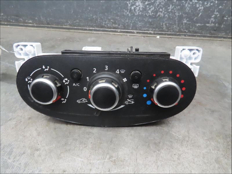 Commande chauffage DACIA SANDERO Essence - 1