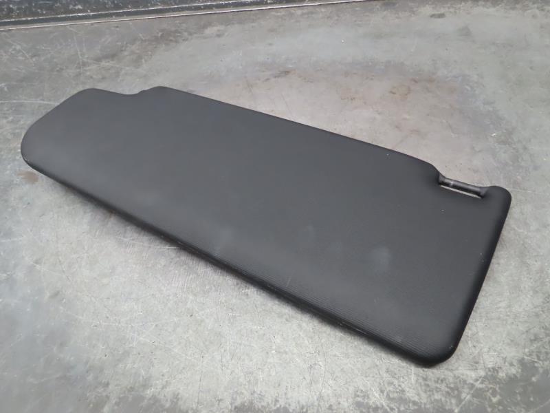Pare soleil droit VOLKSWAGEN SCIROCCO Essence - 1