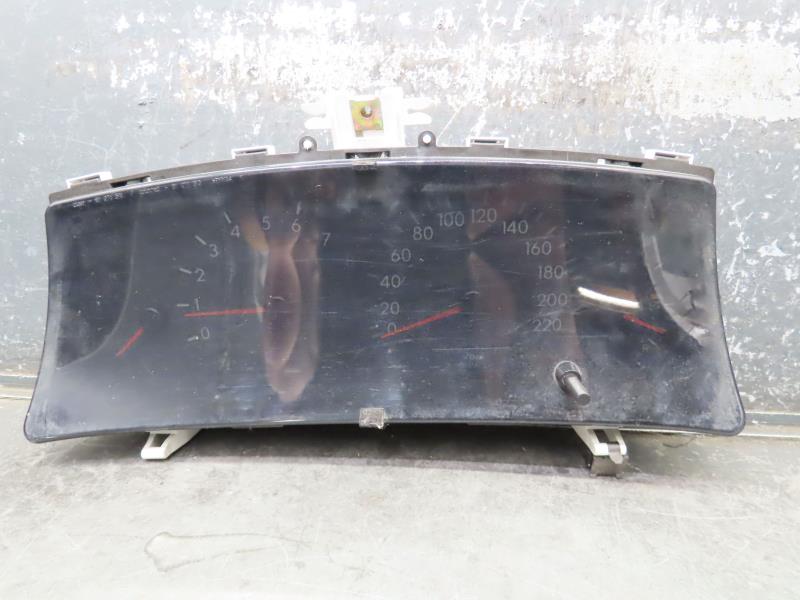 Compteur TOYOTA COROLLA Essence - 1