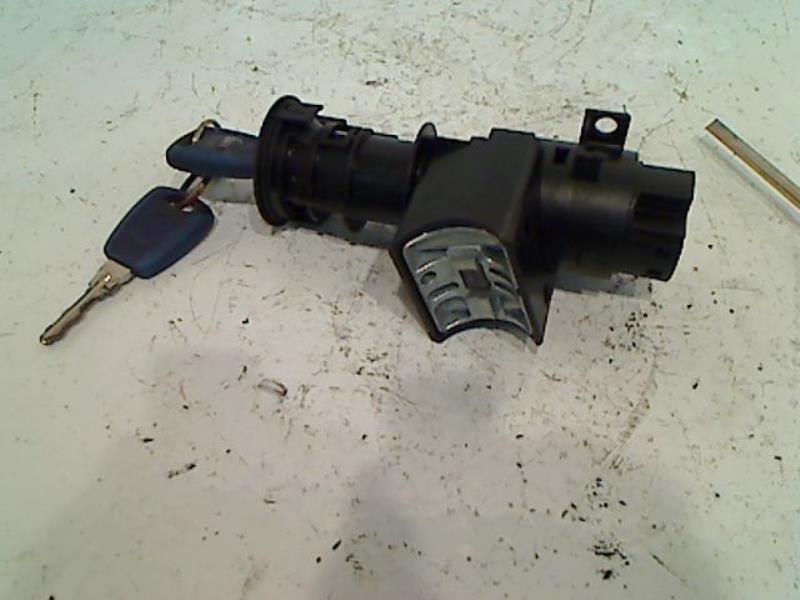 Antivol de direction FIAT PUNTO Essence - 1