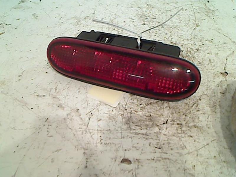Feu arriere stop central RENAULT CLIO Essence - 1