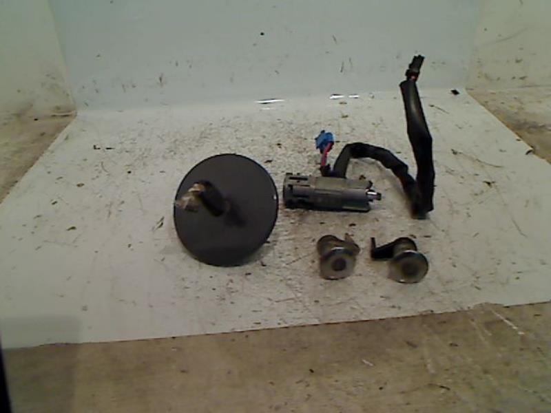 Serrure PEUGEOT 206 Essence - 1