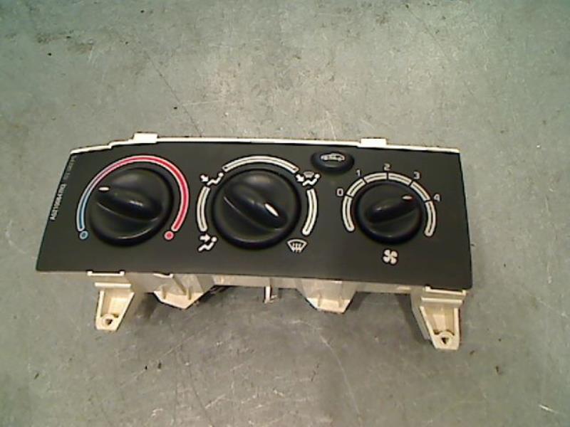 Commande chauffage RENAULT MEGANE Essence - 1