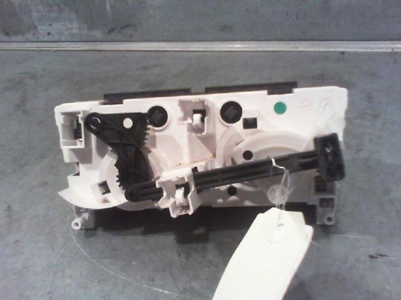 Commande chauffage PEUGEOT 308 Diesel - 1