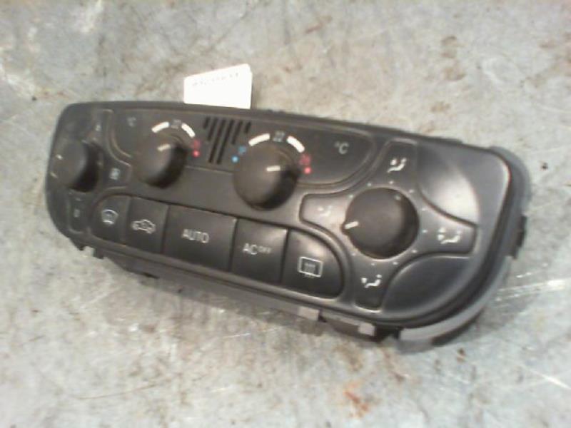 Commande chauffage MERCEDES CLASSE C Diesel - 1